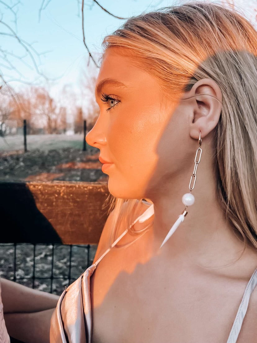 Double-sided White Dove Feathers & Pearls Dangling on Gold Links - Cruelty Free